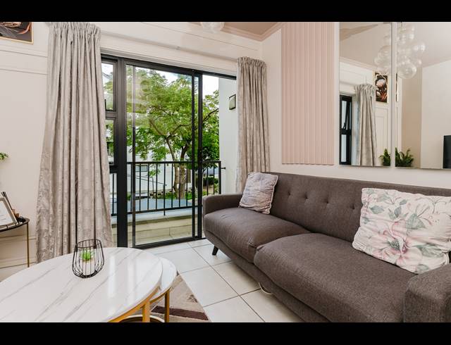 1 BEDROOM APARTMENT FOR SALE IN CROWTHORNE AH